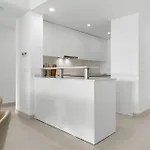 Vivi Homes - Sublime Close To The Beach, Garden, Pool & Hot Tub * Εστεπόνα