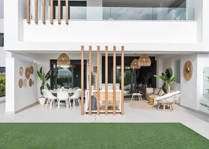 Appartement Vivi Homes - Sublime Close To The Beach, Garden, Pool & Hot Tub *